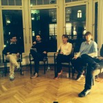 Diskussionsrunde im DLL