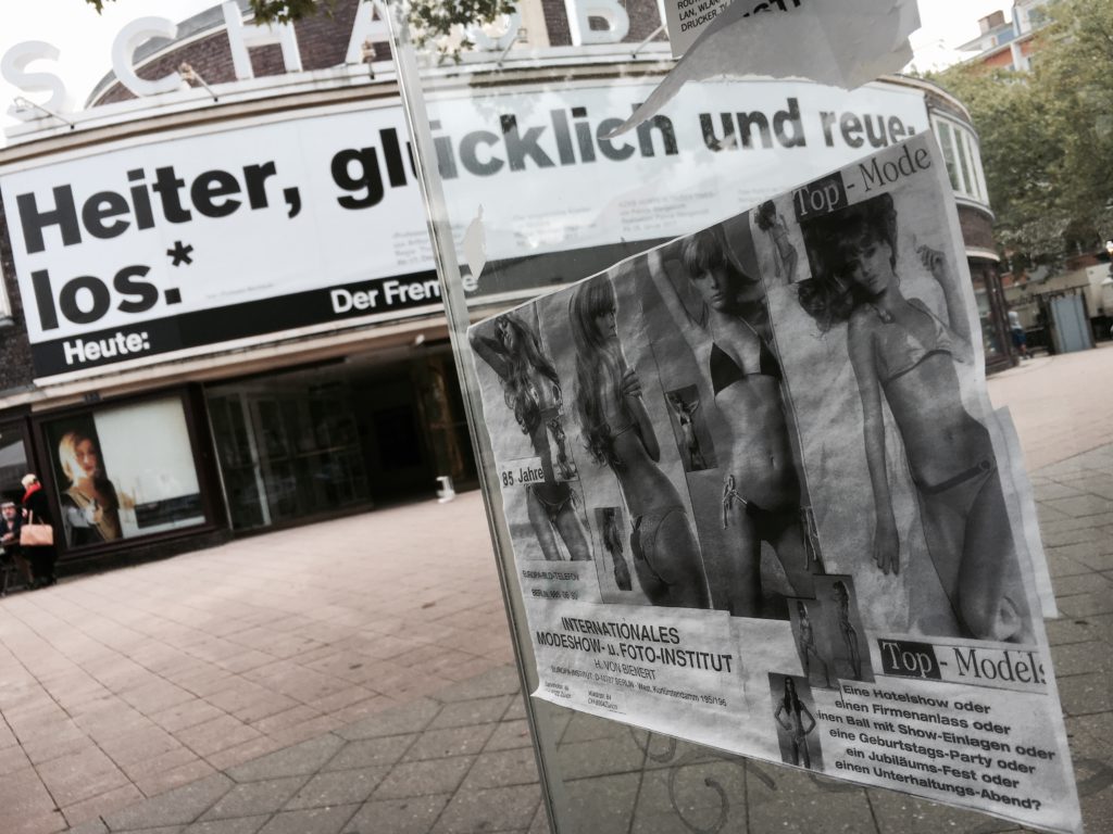 Schaubühne am Lehniner Platz und Werbung