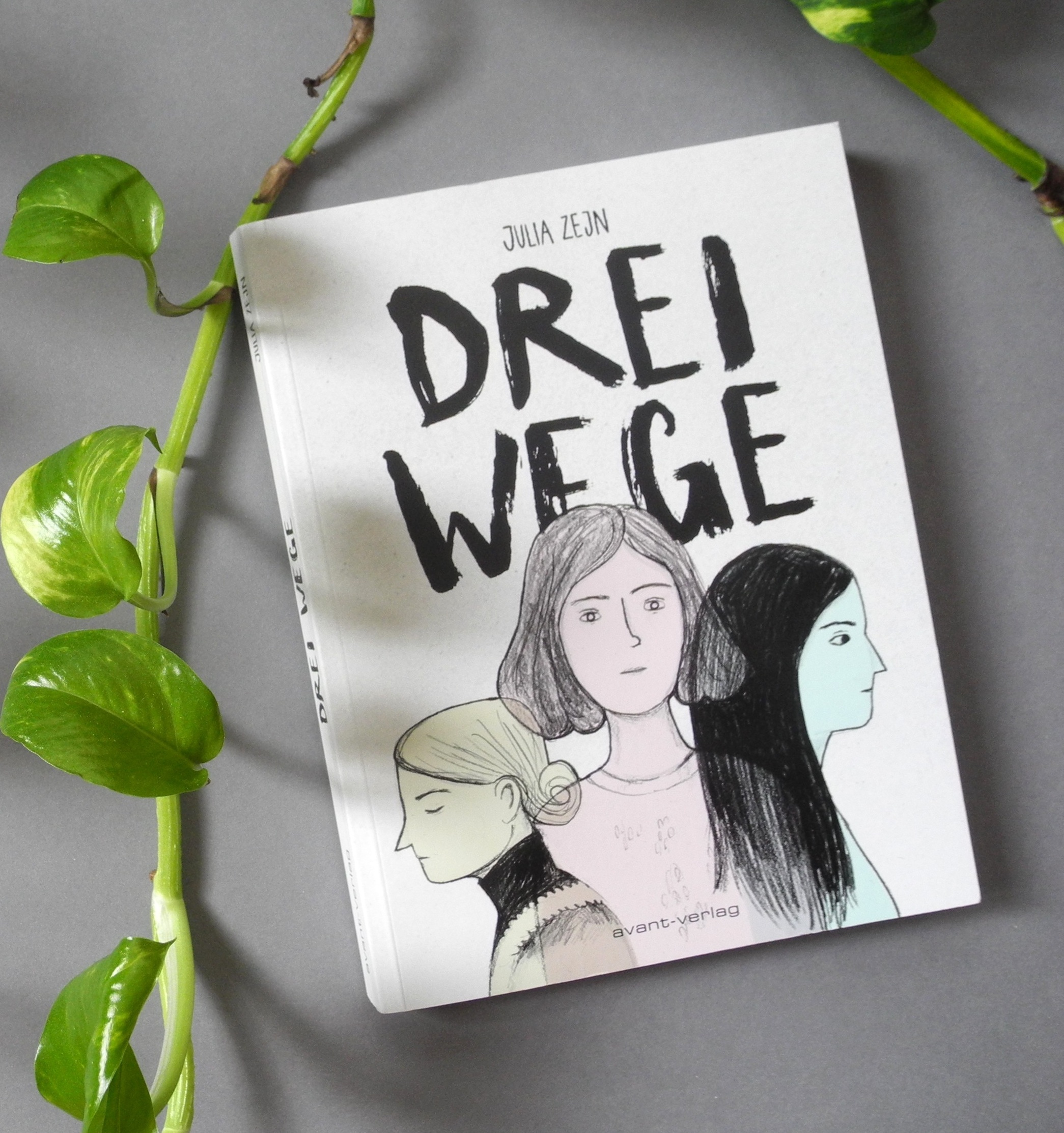 From Panels with Love #13: Hundert Jahre – Drei Wege